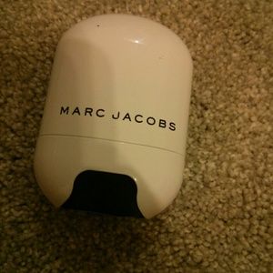 Marc Jacobs spotlight glow stick